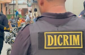 Ocupan pistola portada de manera ilegal y recuperan dinero y motocicleta sustraída