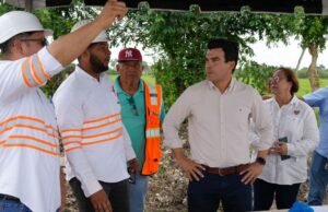 Arnaud pasa balance a construcción alcantarillado sanitario Licey al Medio