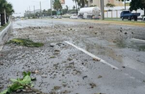 Cierran tramos del Malecón SD y avenida España por fuertes oleajes