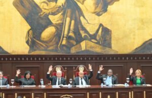 Asamblea Nacional aprueba actas elección de Abinader y Peña como presidente y vice de RD