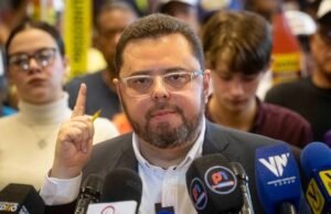 Excandidato presidencial de Venezuela denuncia agresión verbal por parte de fiscal