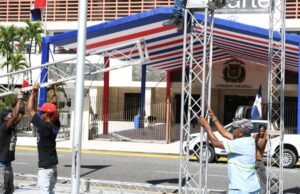 Avanzan trabajos para el montaje del acto de rendición de cuentas de Abinader