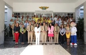 Procuradora General exhorta a jóvenes a conocer sus derechos y luchar por sus sueños