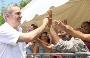 Presidente Abinader inaugurará línea de transmisión eléctrica, sucursal Banco de Reservas, un muelle, una escuela y una estancia infantil en Montecristi