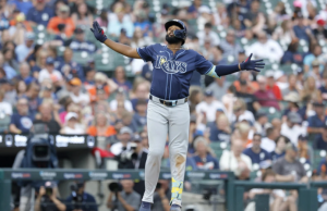 Caminero da jonrón 22 y ayuda Rays a cortar racha ganadora de los Tigres
