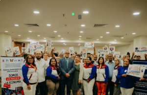 Sindicatos de salud denuncian que miles de trabajadores sobreviven con RD$10,000 mensuales