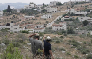 Un ministro israelí anuncia la reconstrucción de una colonia en Cisjordania ocupada