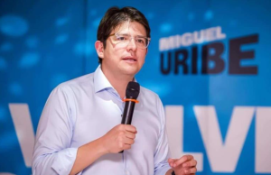 El Gobierno colombiano decreta un día de duelo y bandera a media asta por Uribe Turbay