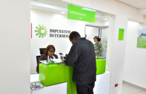 Impuestos Internos reduce a tres días entrega de la primera placa