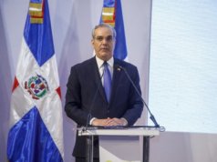 Abinader se reunirá con empresarios para estabilizar precios de alimentos y servicios ante crisis internacional