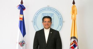 Rector PUCMM llama a la reflexión, la austeridad y la paz en Semana Santa