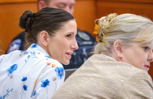 Mujer que escribió libro sobre duelo tras muerte de su marido fue declarada culpable de asesinato