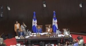 Diputados aprueban en primera lectura proyecto que busca eliminar candidaturas independientes